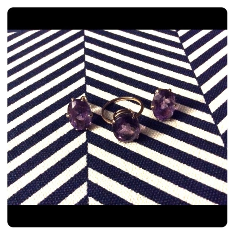 Amethyst Rind and Earrings Set Yellow Gold